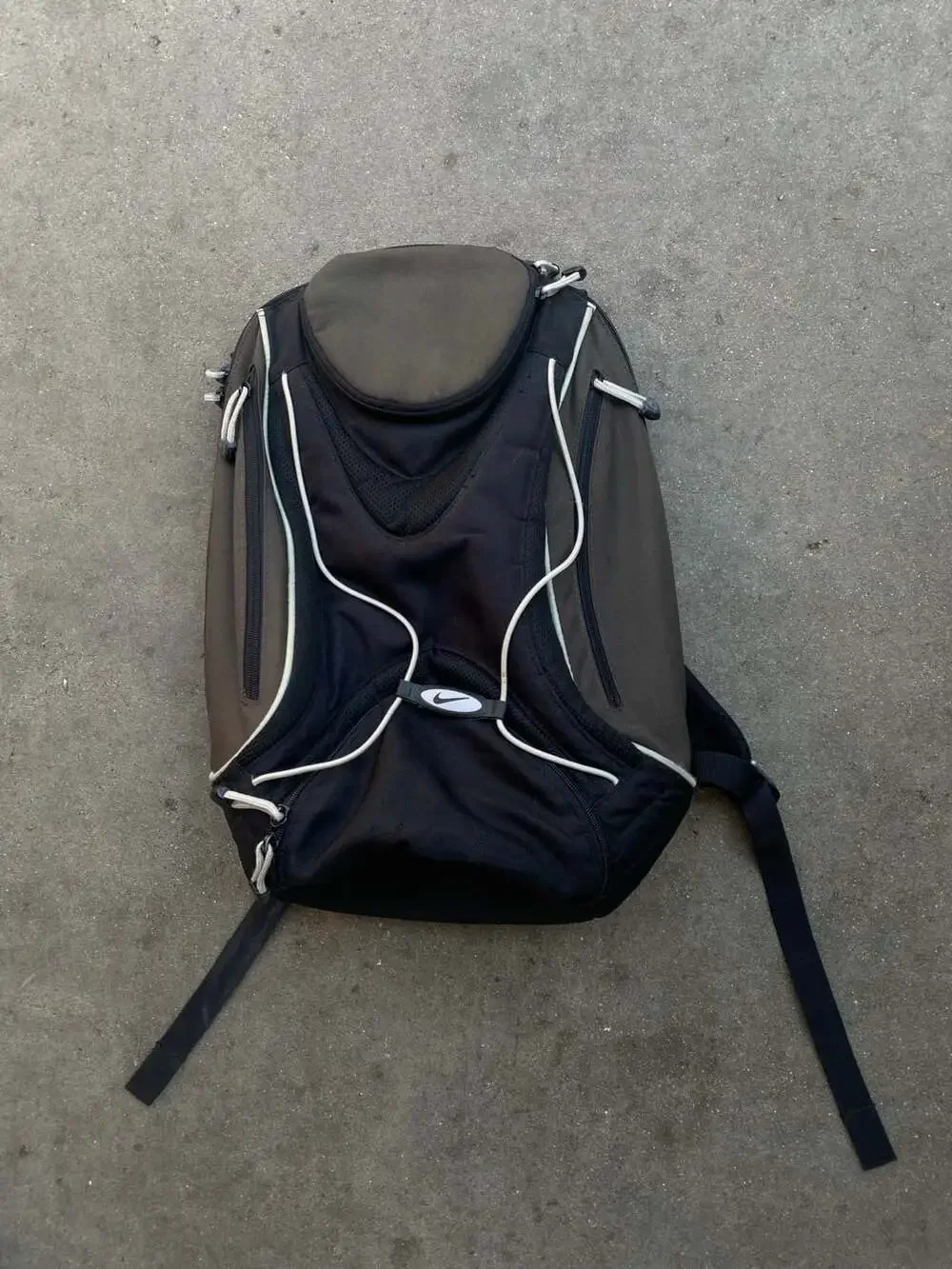 Vintage Nike Y2K Sport Backpack in Black and Brown